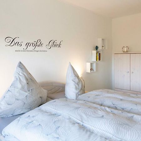 Ferienwohnung Seebrise Γκλύξμπουργκ Εξωτερικό φωτογραφία